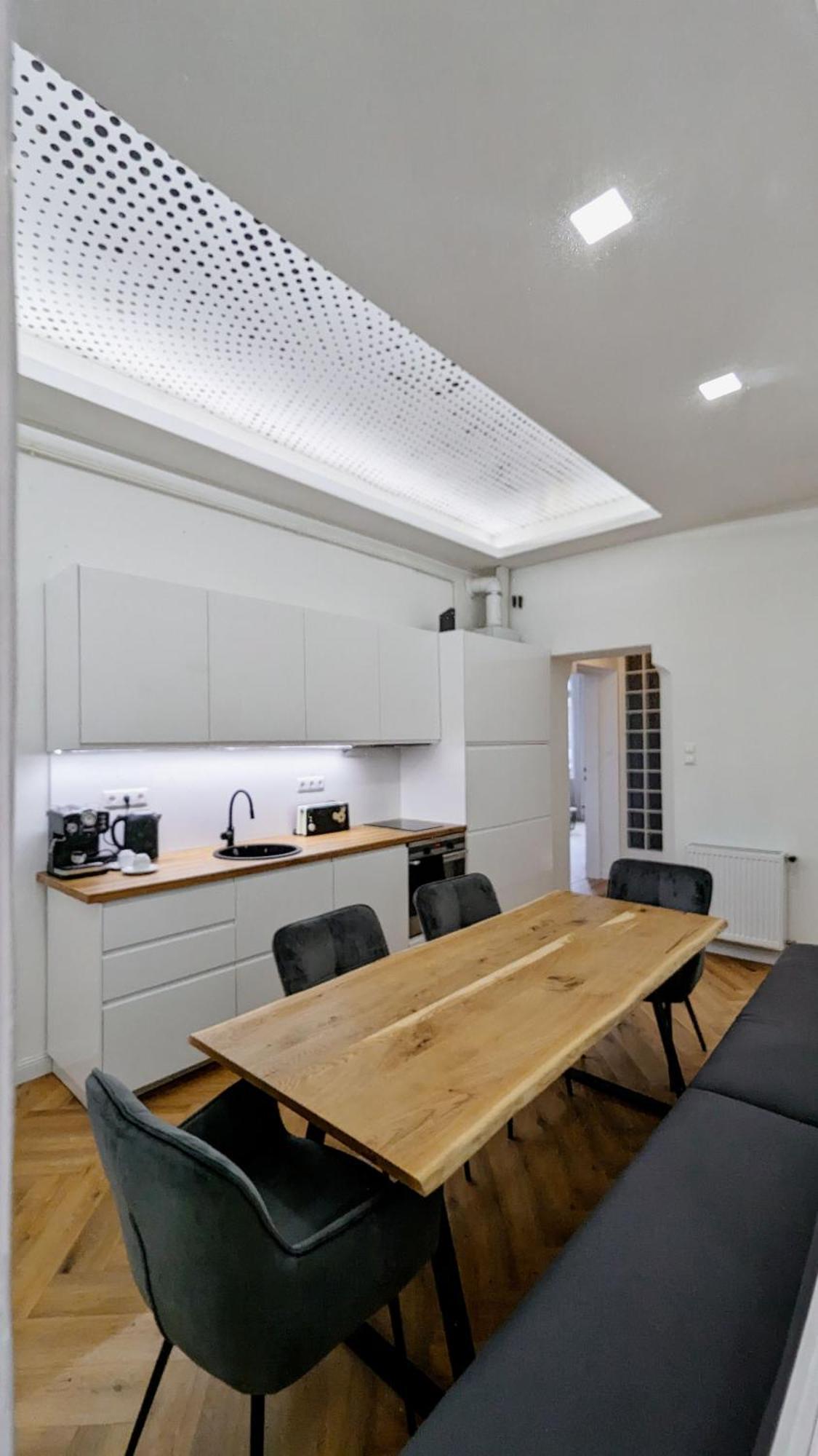 Pedestrian Apartment, The Best Location 부다페스트 외부 사진